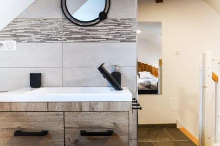 Gite Bonheur Et Charme Spa-Sauna Forfait 2H Inclus كينتزهيم المظهر الخارجي الصورة